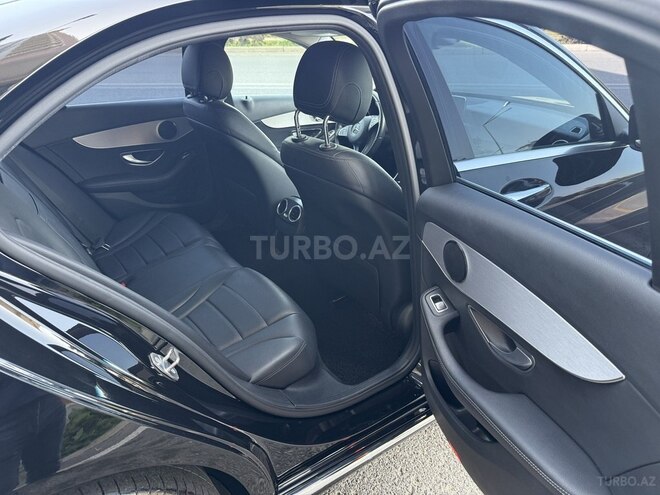 Mercedes C 220 d 2017, 93,000 km - 2.2 l - Bakı