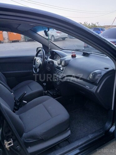 Chevrolet Aveo-5
