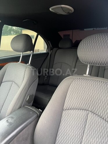 Mercedes E 220 d 2003, 380,000 km - 2.2 l - Ağcabədi
