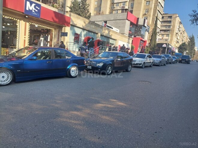 Mercedes C 230 2002, 301,000 km - 1.8 l - Bakı