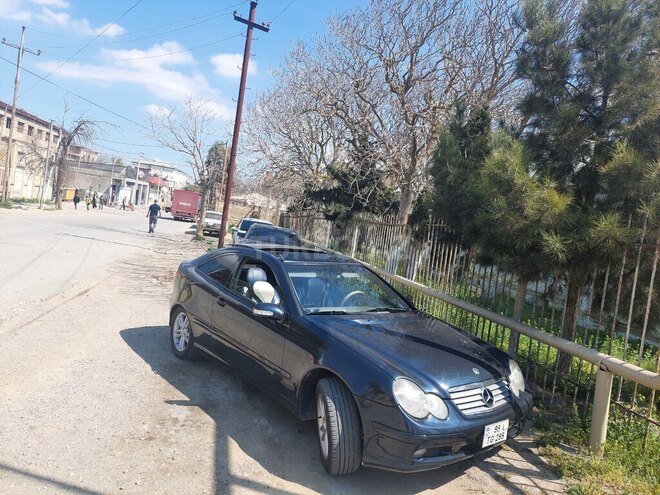 Mercedes C 230 2002, 301,000 km - 1.8 l - Bakı