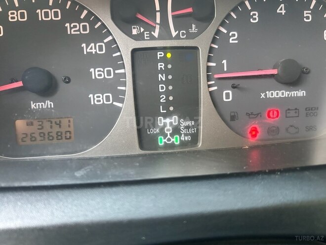 Mitsubishi Pajero io 1999, 239,840 km - 2.0 l - Bakı
