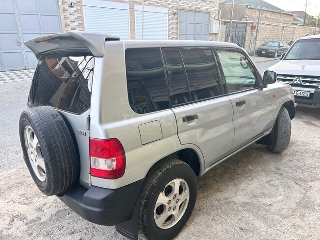 Mitsubishi Pajero io 1999, 239,840 km - 2.0 l - Bakı