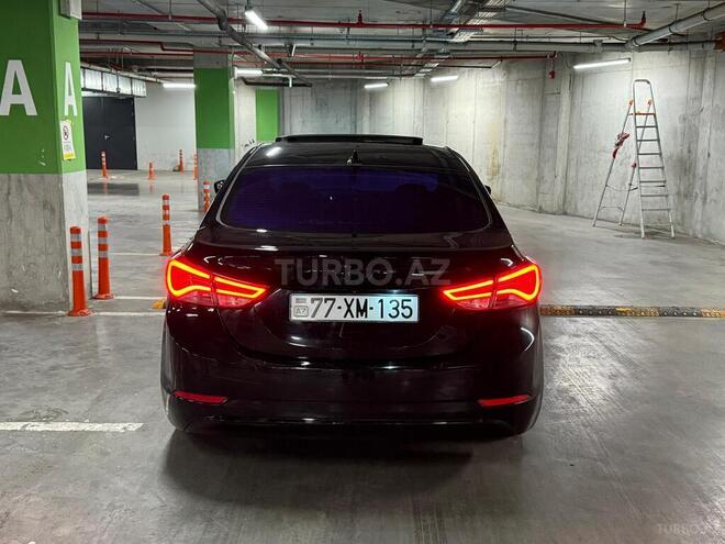 Hyundai Elantra 2015, 226,918 km - 1.8 л - Bakı