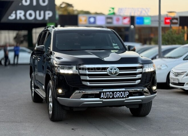 Toyota Land Cruiser-2