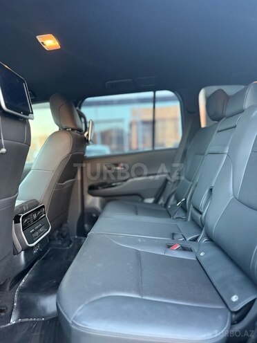 Toyota Land Cruiser-15