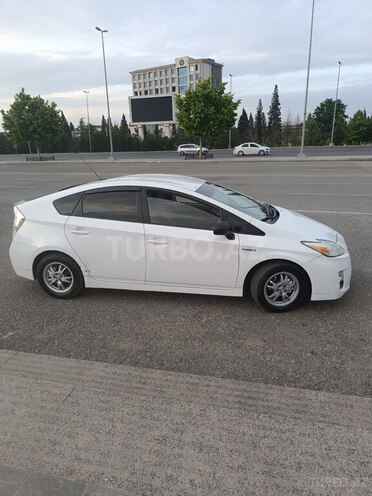 Toyota Prius 2010, 200,000 km - 1.8 л - Gəncə