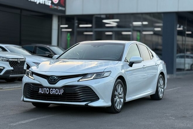 Toyota Camry-5