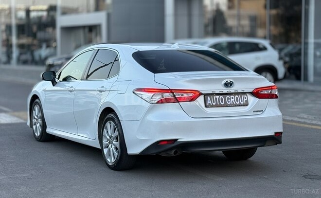 Toyota Camry-8
