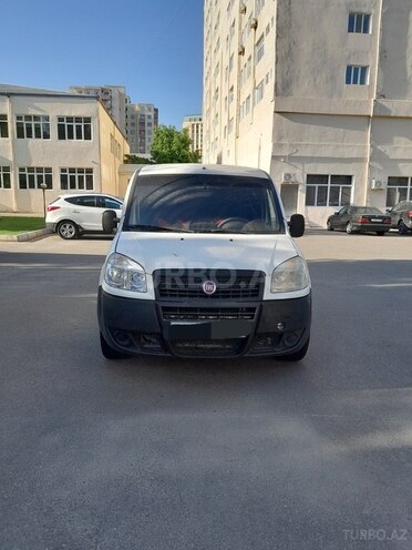 Fiat Doblo 2015, 299,999 km - 1.4 l - Bakı