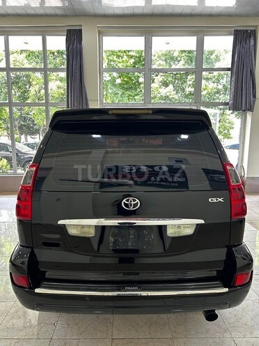 Toyota Land Cruiser Prado-5