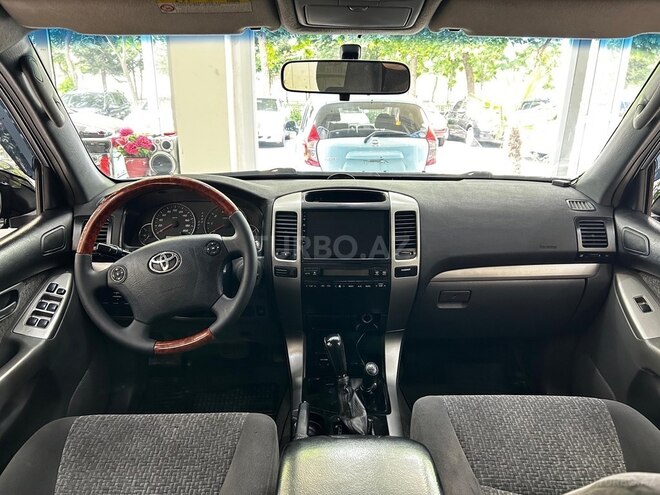 Toyota Land Cruiser Prado-14