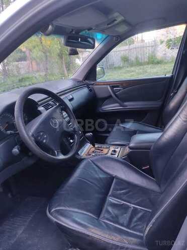 Mercedes E 220 d 2002, 300,000 km - 2.2 l - Qax
