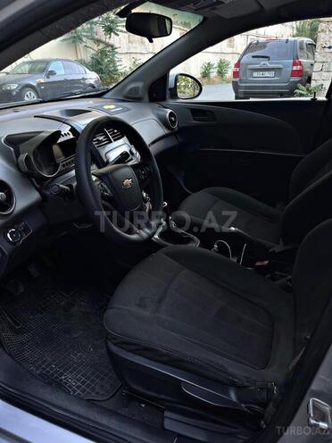 Chevrolet Aveo-7