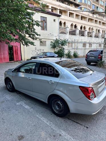 Chevrolet Aveo-2