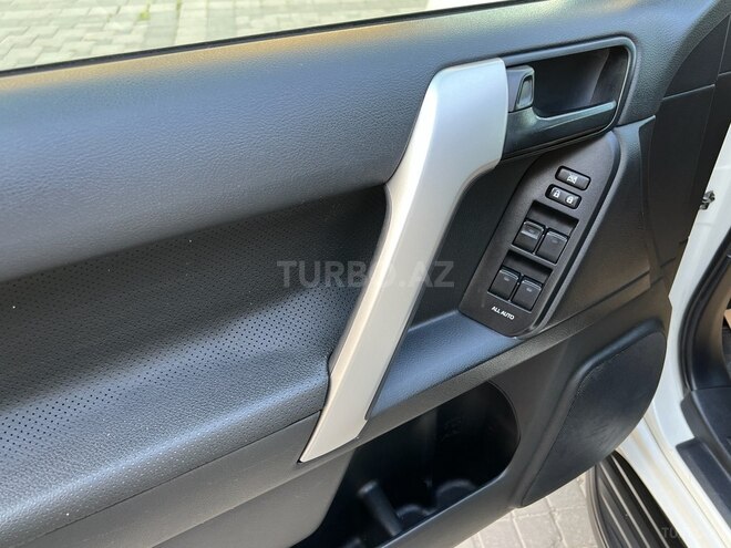 Toyota Land Cruiser Prado 2013, 119,000 km - 2.7 l - Bakı