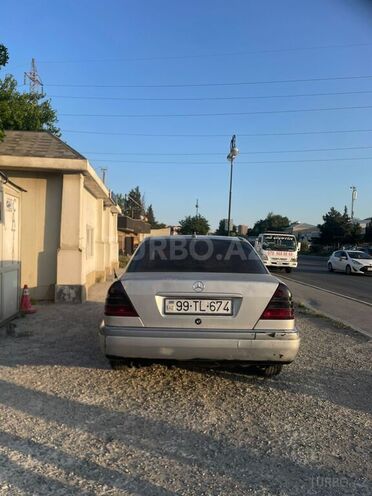 Mercedes C 200 1995, 285,000 km - 2.0 l - Bakı