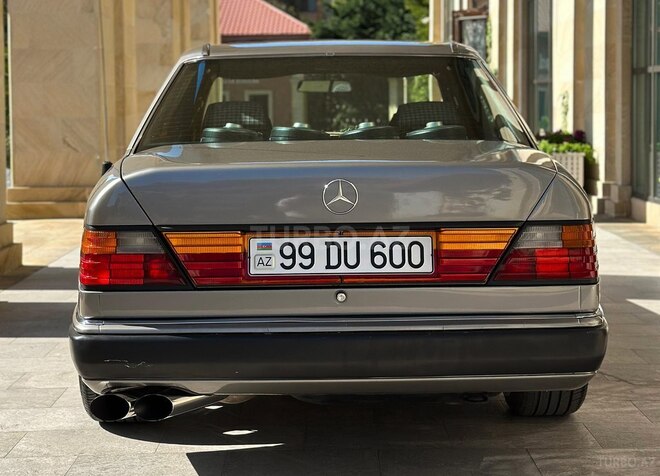 Mercedes E 230 1992, 360,000 km - 2.3 l - Bakı