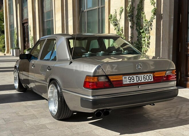 Mercedes E 230 1992, 360,000 km - 2.3 l - Bakı