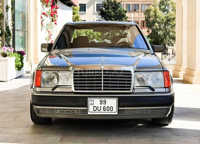 Mercedes E 230 1992, 360,000 km - 2.3 l - Bakı