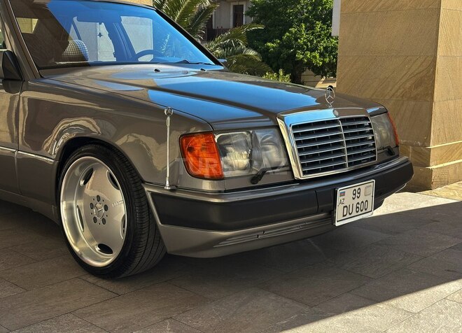 Mercedes E 230 1992, 360,000 km - 2.3 l - Bakı