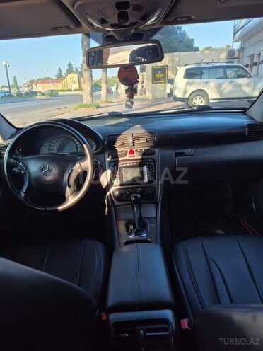 Mercedes C 200-17