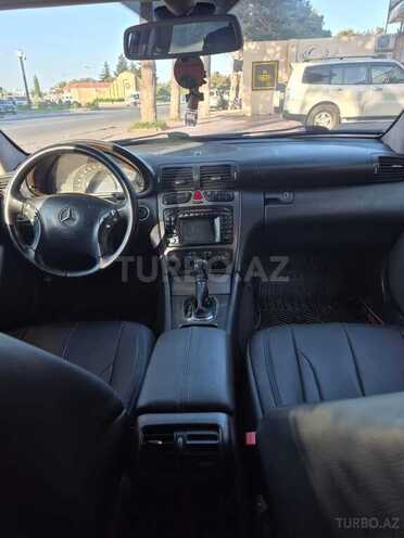 Mercedes C 200-13