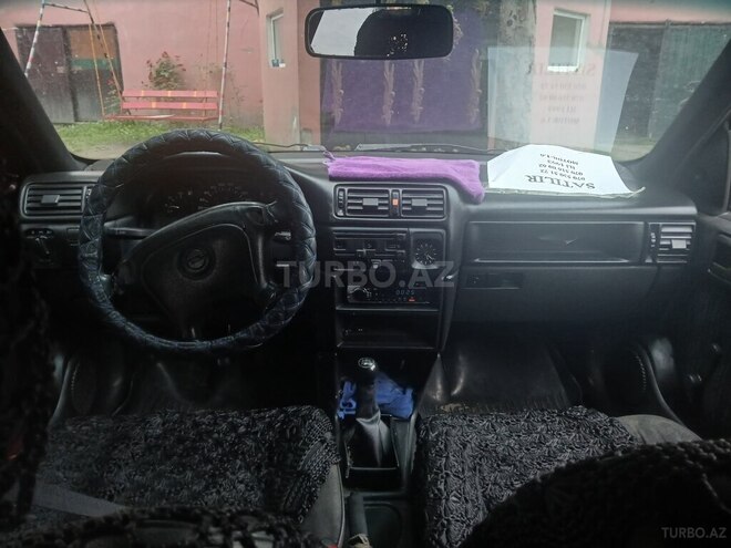 Opel Vectra 1993, 213,000 km - 1.6 l - Zaqatala