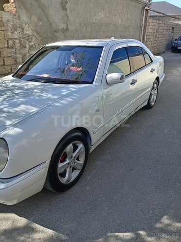 Mercedes E 300 1998, 682,000 km - 3.0 l - Bakı