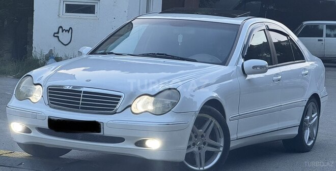 Mercedes C 240 2002, 290,000 km - 2.6 л - Bakı