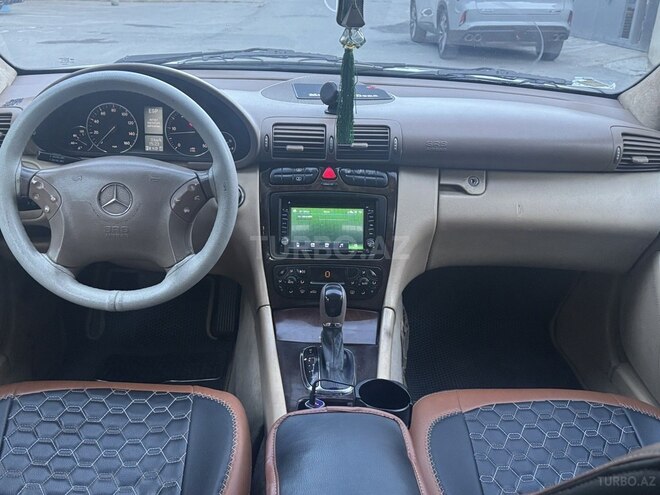 Mercedes C 240 2002, 290,000 km - 2.6 л - Bakı