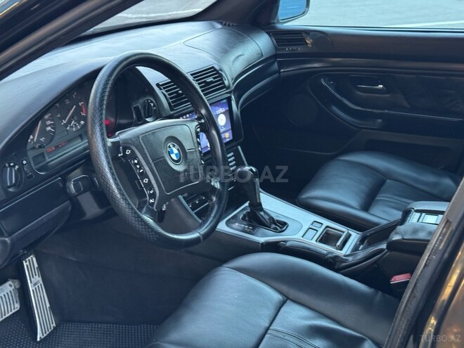 BMW 528 2000, 300,000 km - 2.8 л - Bakı