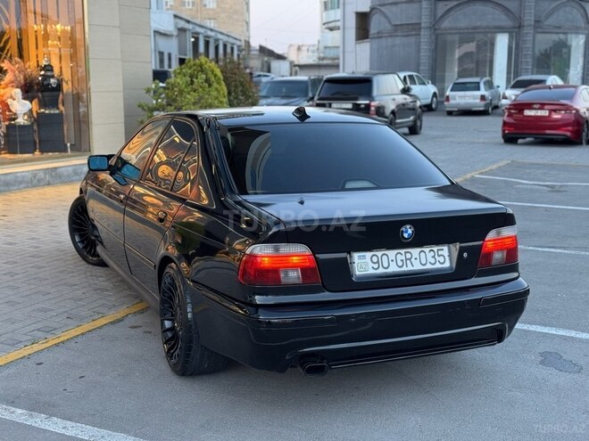 BMW 528 2000, 300,000 km - 2.8 л - Bakı