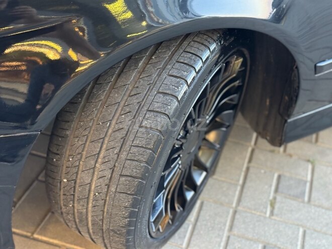 BMW 528 2000, 300,000 km - 2.8 л - Bakı