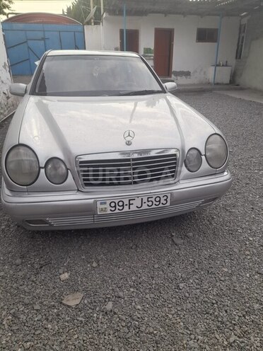 Mercedes E 200 1999, 324,000 km - 2.0 l - Ağdaş