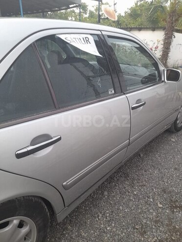 Mercedes E 200 1999, 324,000 km - 2.0 l - Ağdaş