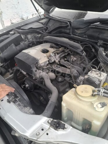 Mercedes E 200 1999, 324,000 km - 2.0 l - Ağdaş