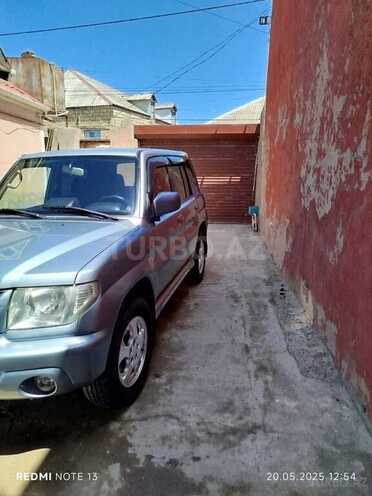 Mitsubishi Pajero io 2002, 235,500 km - 2.0 л - Bakı