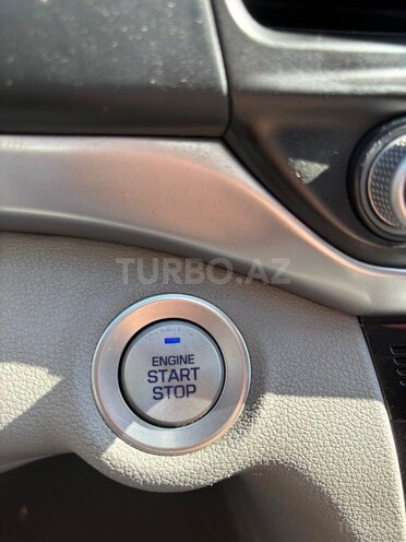 Hyundai Elantra 2019, 130,000 km - 1.6 l - Bakı