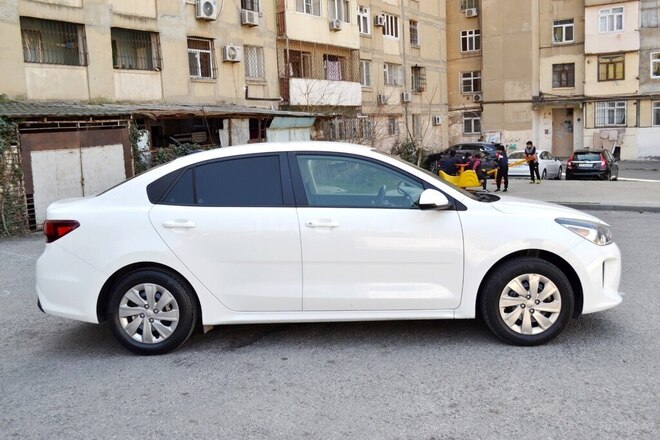 Kia Rio 2017, 30,000 km - 1.6 l - Bakı