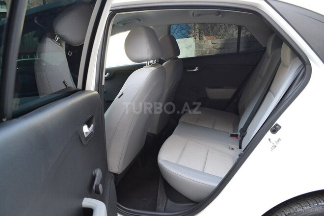 Kia Rio 2017, 30,000 km - 1.6 l - Bakı