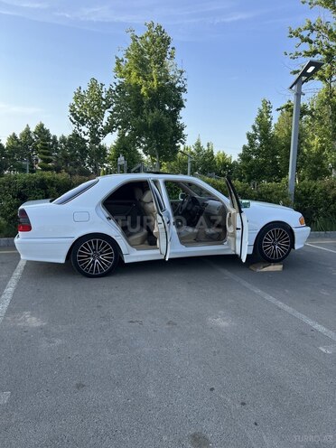 Mercedes C 230 1998, 162,000 km - 2.3 l - İmişli