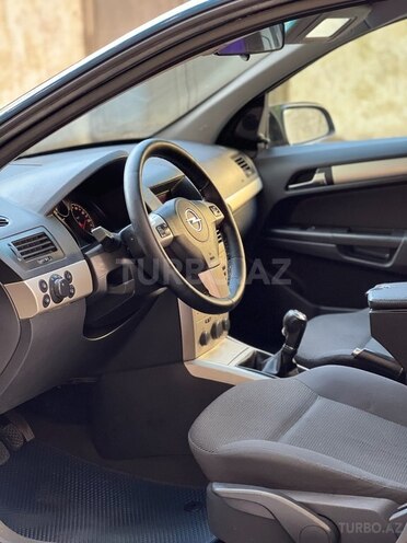 Opel Astra 2007, 220,000 km - 1.4 l - Bakı