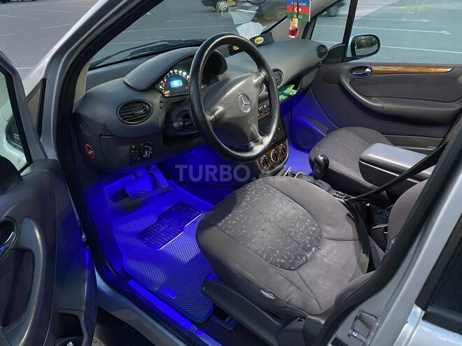 Mercedes A 160 2002, 278,534 km - 1.6 л - Bakı