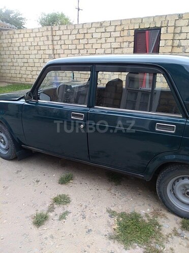 LADA (VAZ) 2107 2004, 38,918 km - 1.6 l - Salyan