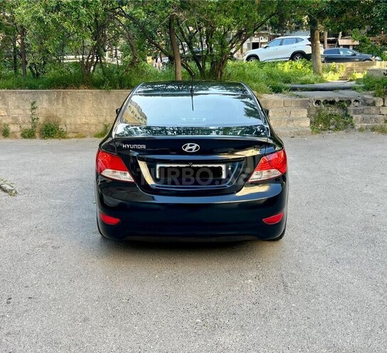 Hyundai Accent 2013, 198,700 km - 1.4 l - Bakı