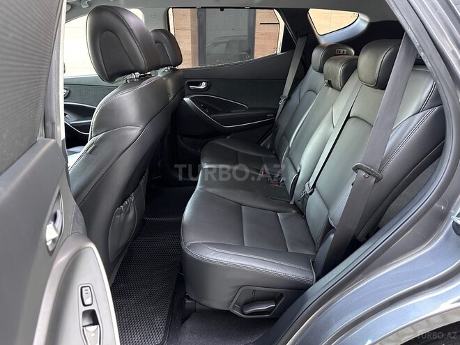Hyundai Santa Fe-10