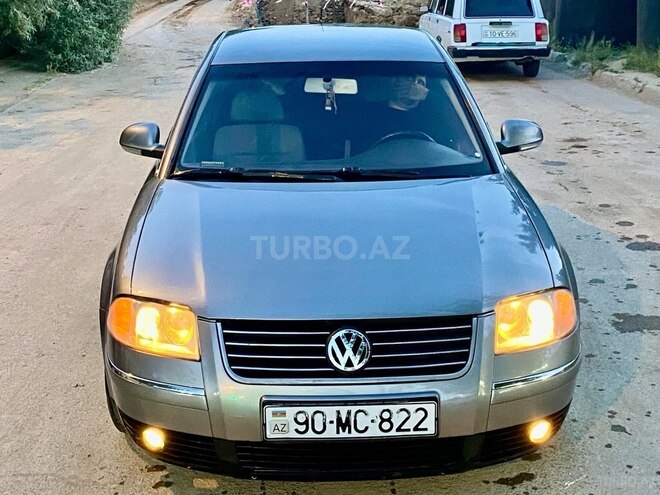Volkswagen Passat 2004, 259,000 km - 2.0 l - Bakı