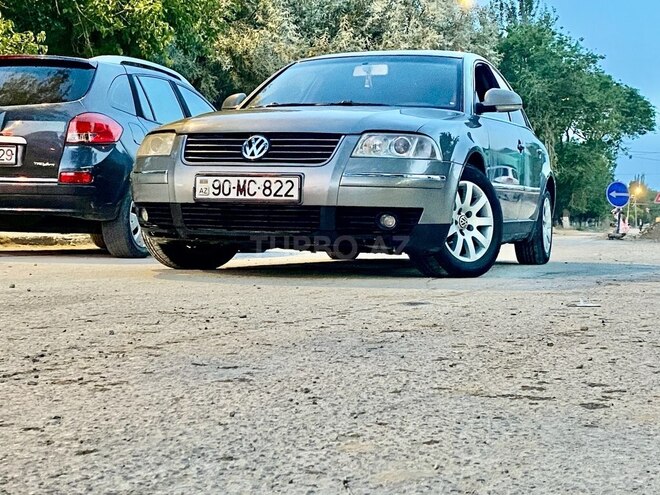 Volkswagen Passat 2004, 259,000 km - 2.0 l - Bakı