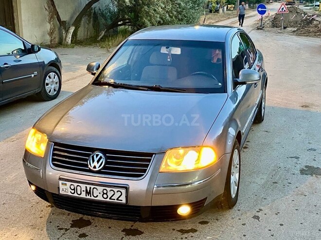 Volkswagen Passat 2004, 259,000 km - 2.0 l - Bakı